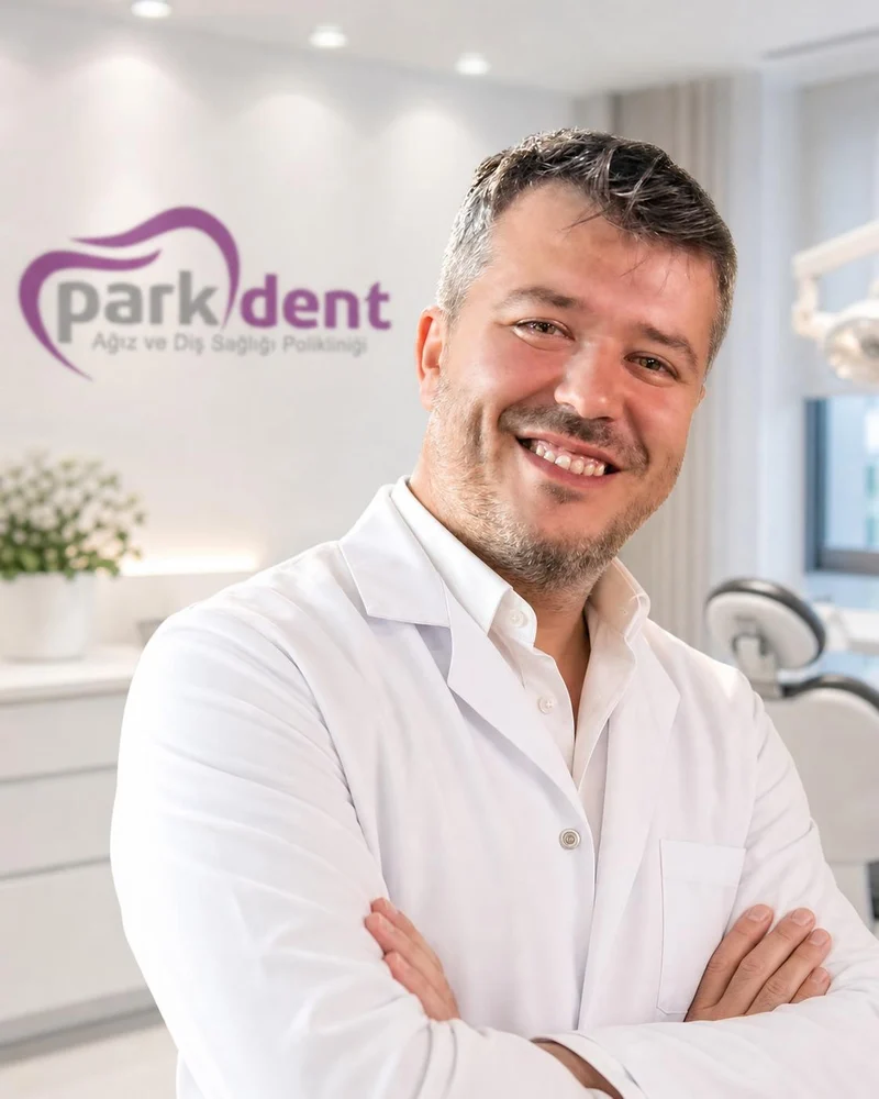 Parkdent diş hekimi Hakan Sağır